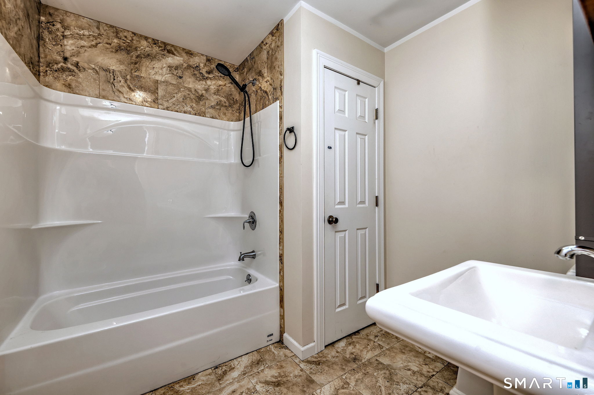 55 Allen Street New Britain, CT 06053 - Photo 20 of 39