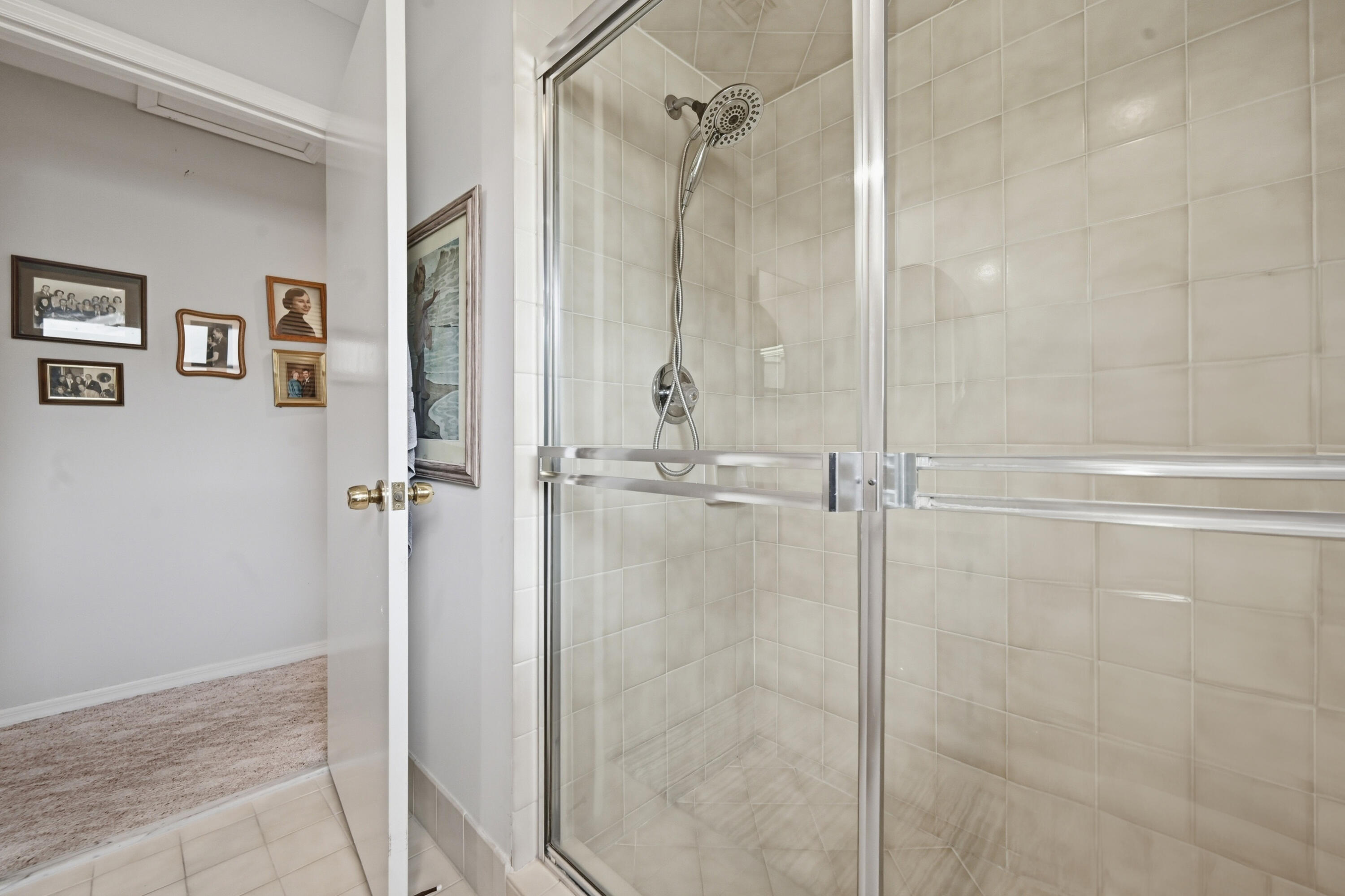 6906 Palmar Court Boca Raton, FL 33433 - Photo 30 of 42 Second Shower