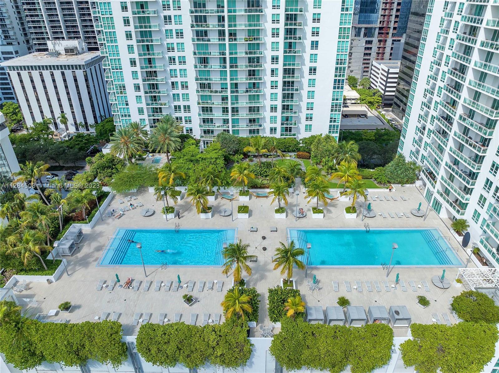 Brickell Miami, FL 33131 - Photo 24 of 29 a view of a garden with plants