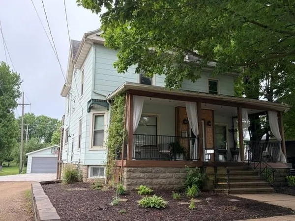 $314,900 | 1708 17th Street, Monroe, WI 53566