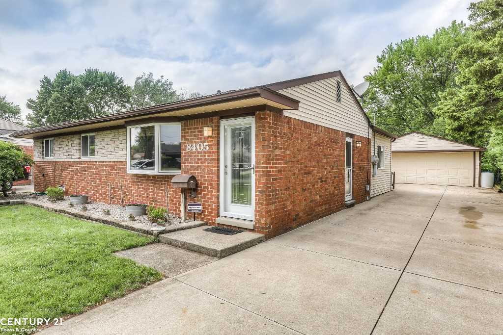 8405 Smethwick Road Sterling Heights, MI 48312 - Photo 3 of 28 Gallery Image 3