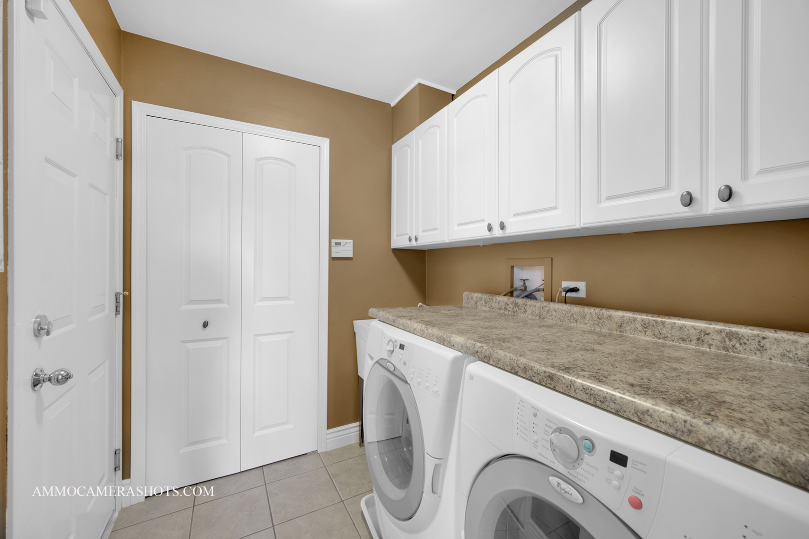 1840 Marne Road Bolingbrook, IL 60490 - Photo 18 of 37 a utility room with dryer and washer