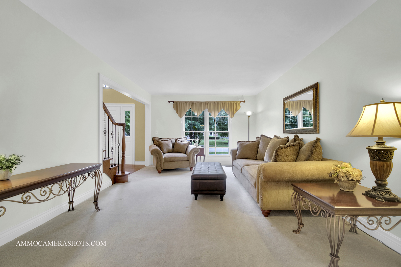 1840 Marne Road Bolingbrook, IL 60490 - Photo 7 of 37 a living room with furniture and a lamp