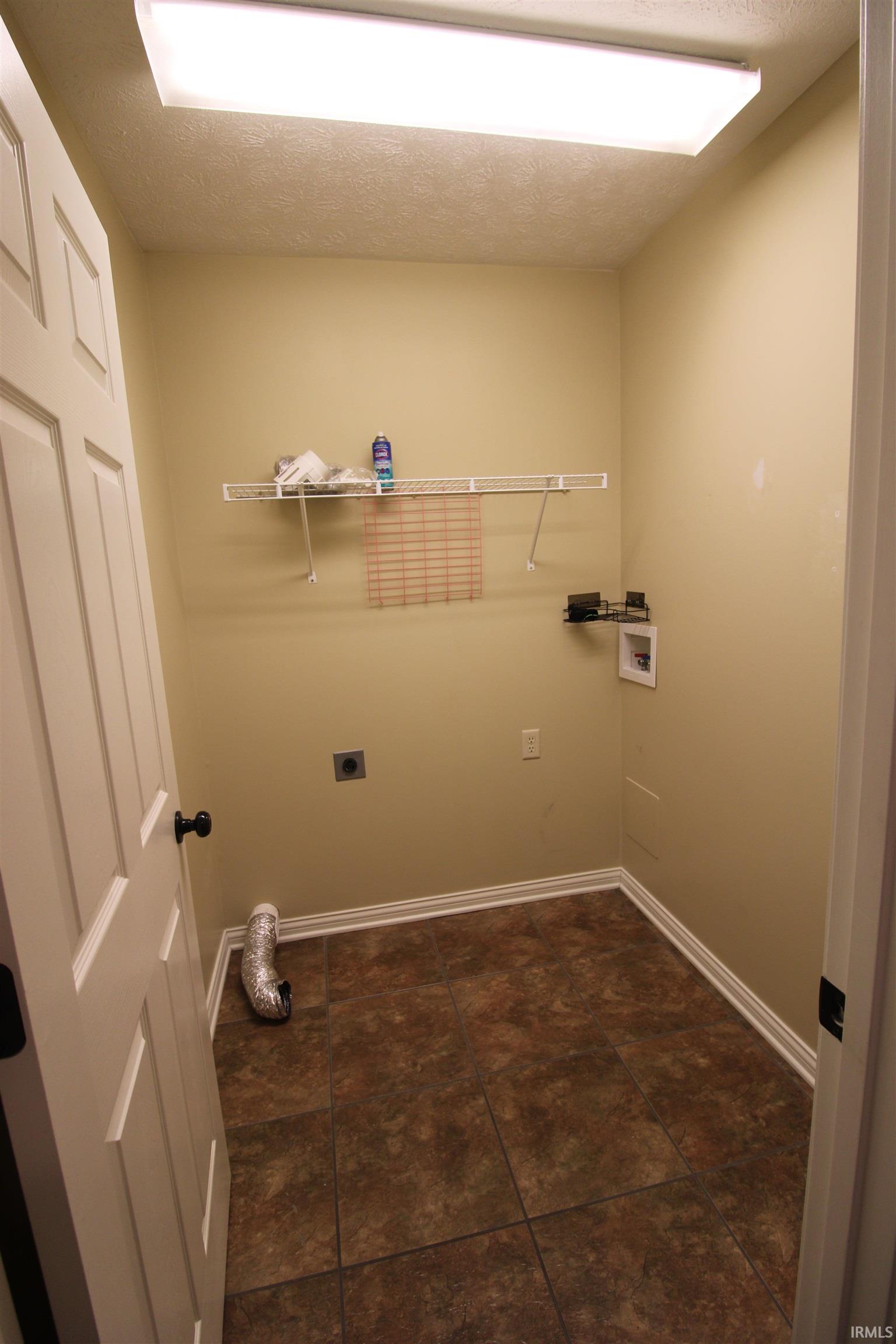 9803 Clippinger Road Evansville, IN 47725 - Photo 23 of 26 Gallery Image 23