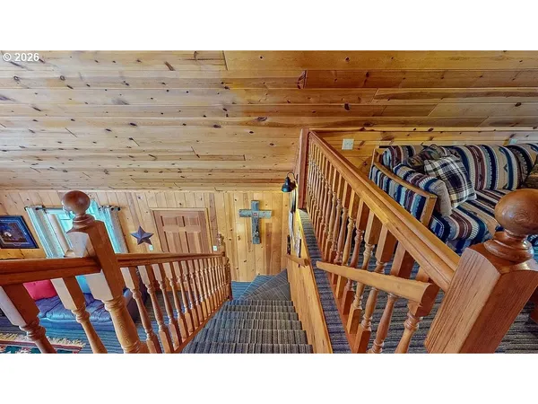 a view of an outdoor space