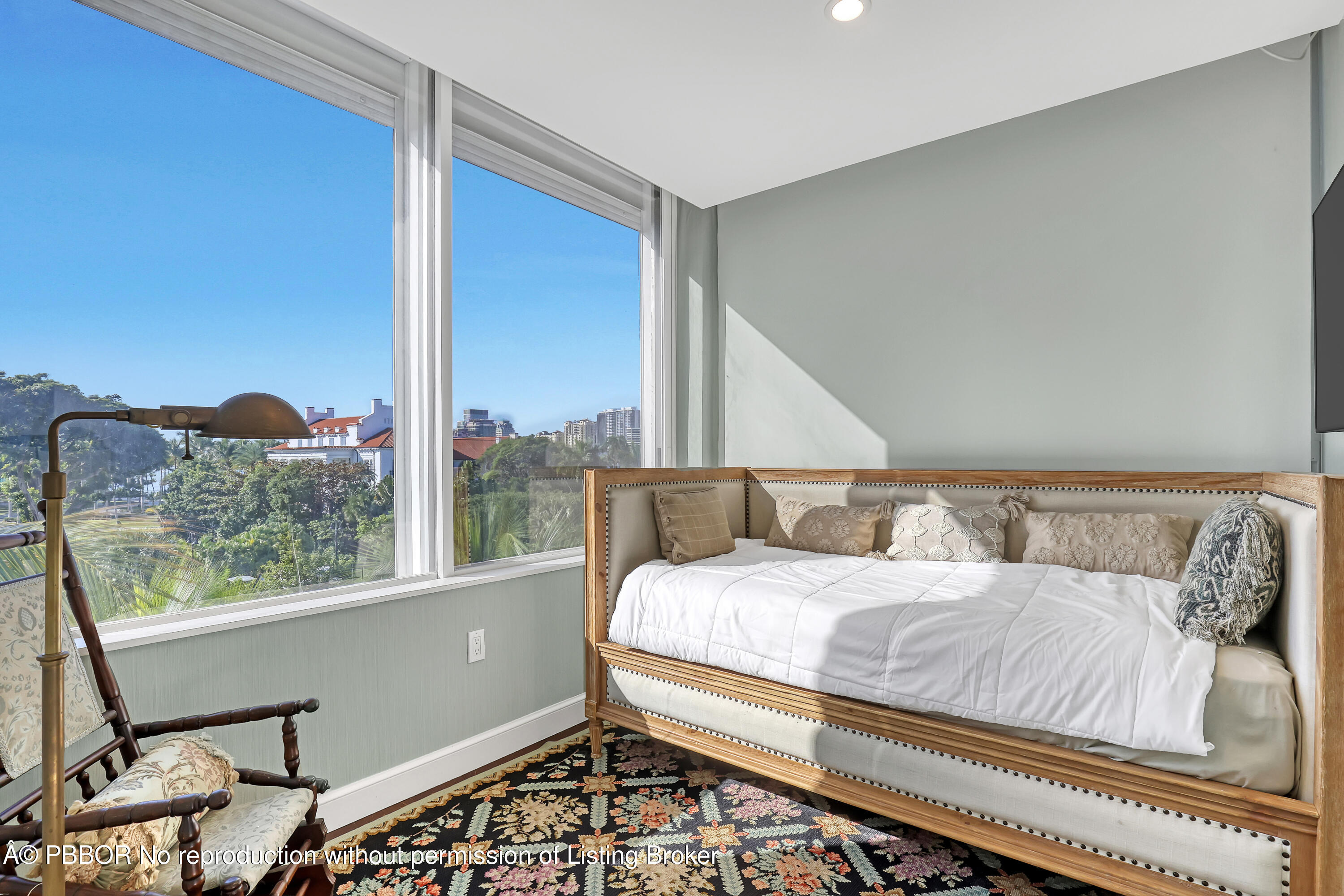 44 Cocoanut Row, Unit 302B Palm Beach, FL 33480 - Photo 21 of 24 Den/Office