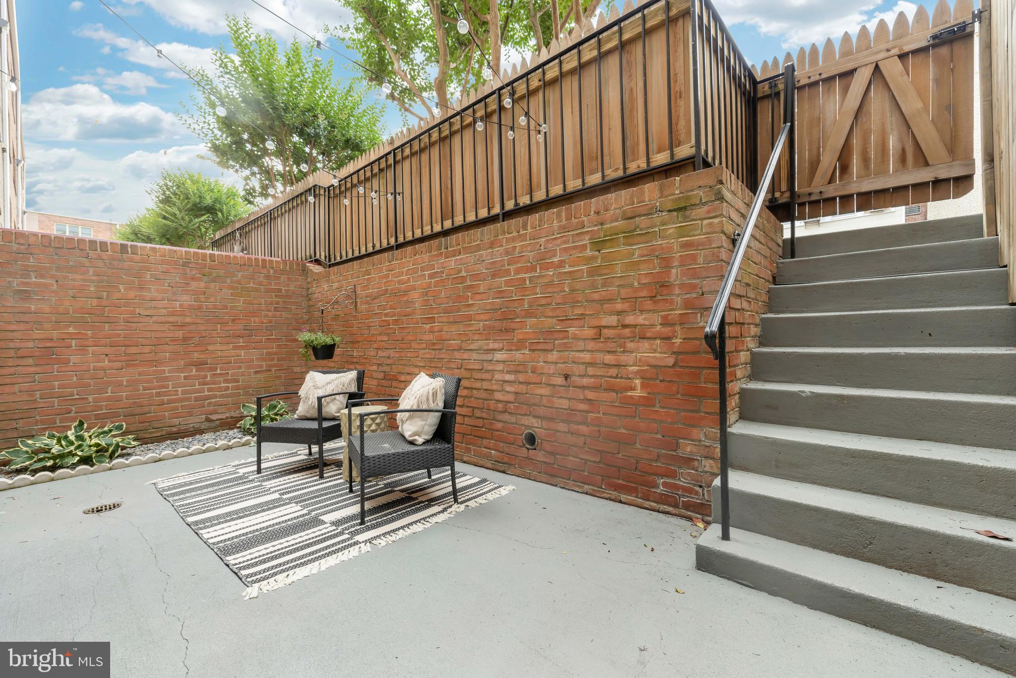 1821 Corcoran Street Northwest, Unit 5 Washington, DC 20009 - Photo 15 of 21