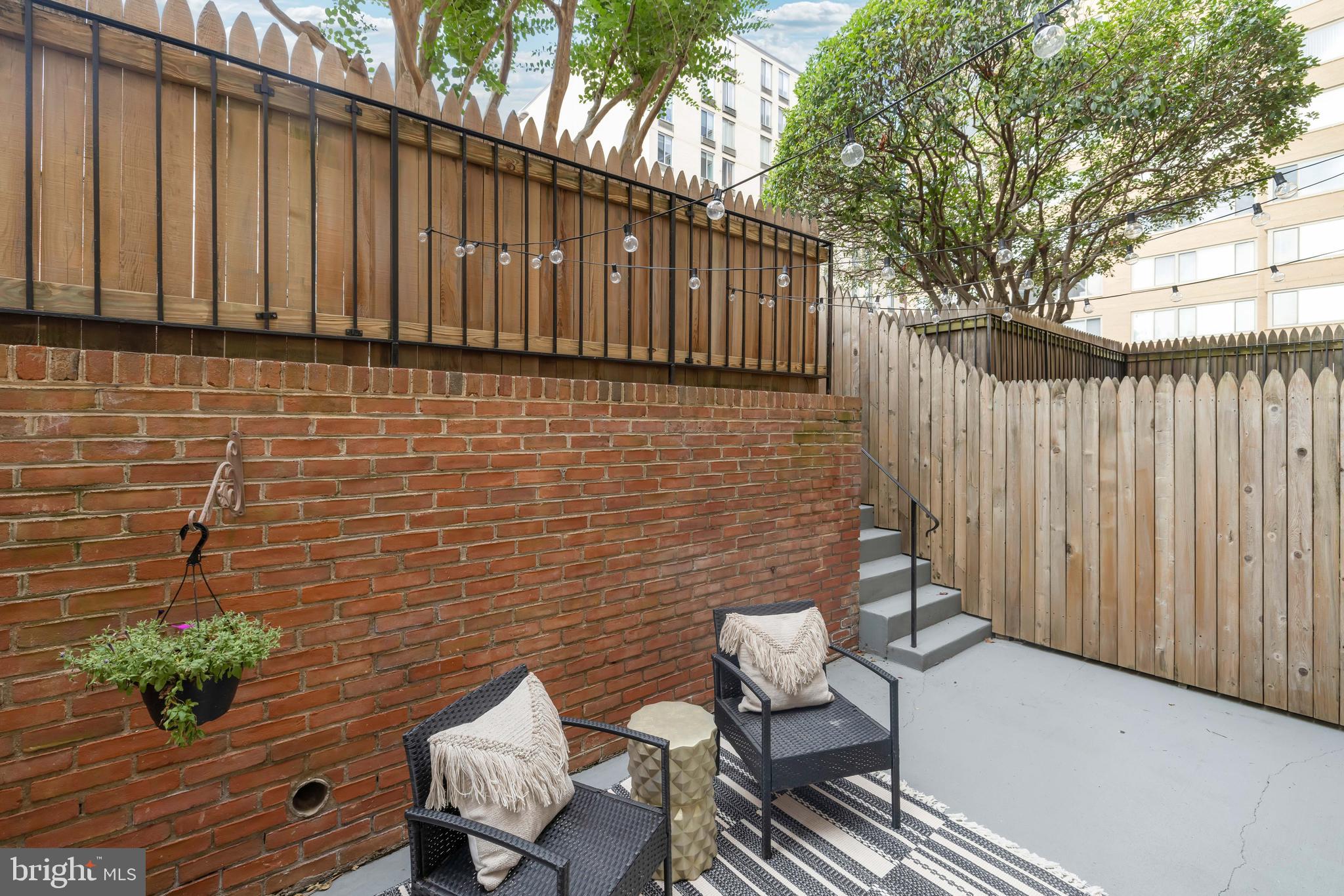 1821 Corcoran Street Northwest, Unit 5 Washington, DC 20009 - Photo 16 of 21