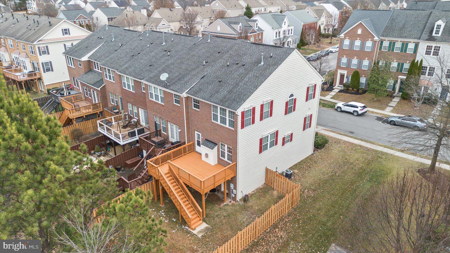 12761 Stone Lined Circle Lake Ridge, VA 22192 - Photo 20 of 24