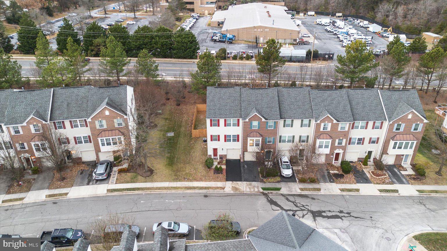 12761 Stone Lined Circle Lake Ridge, VA 22192 - Photo 22 of 24