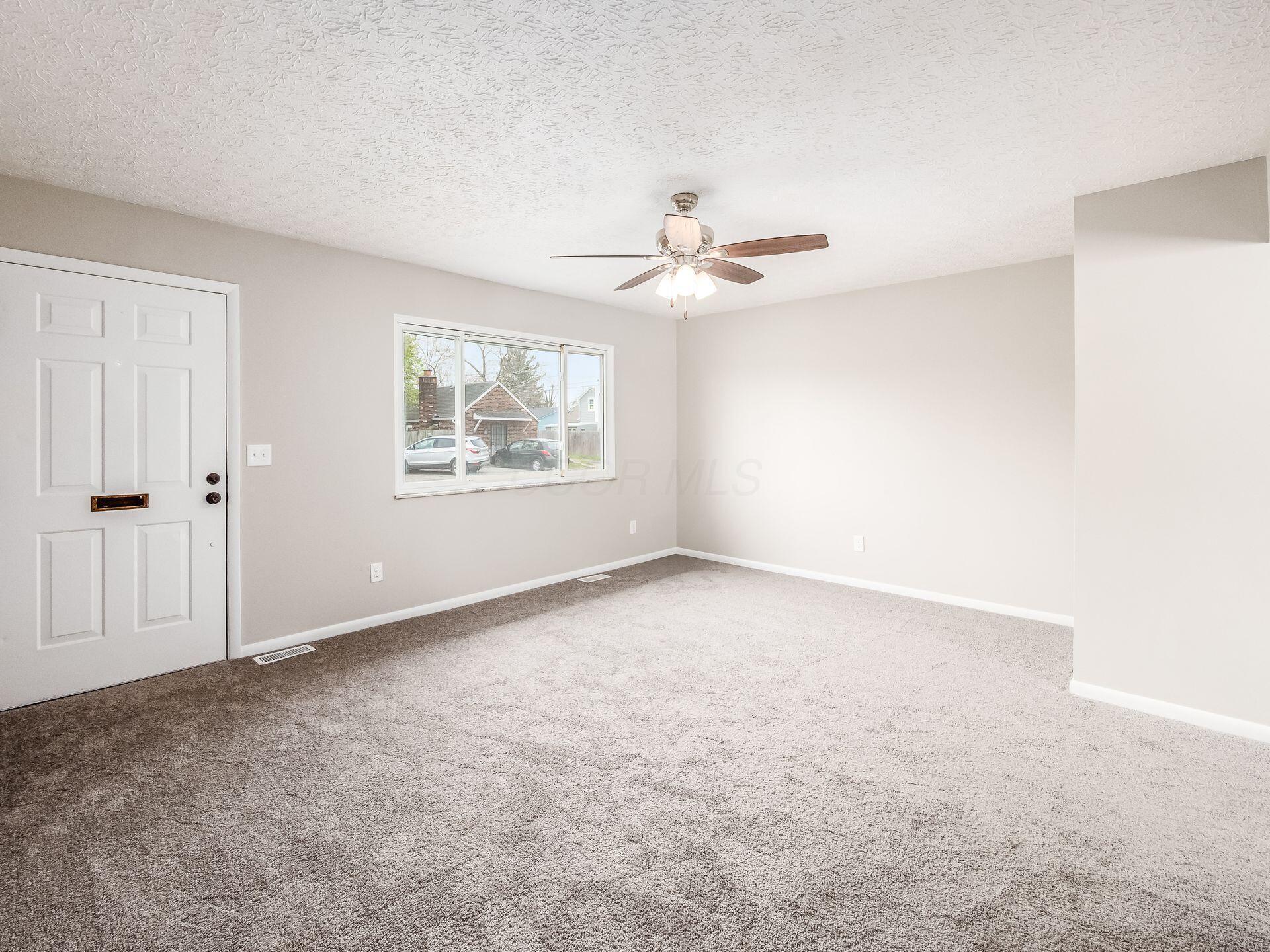 3180 Ridge Avenue Columbus, OH 43204 - Photo 11 of 34 007_Ave Columbus OH 43204 USA