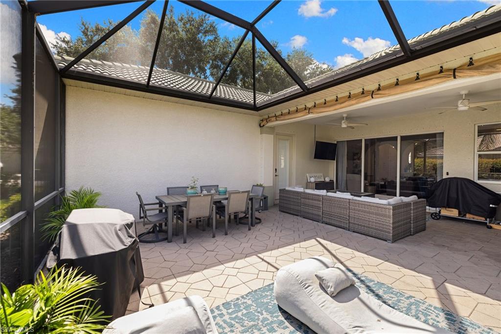 4208 Hampton Lane Naples, FL 34119 - Photo 30 of 48