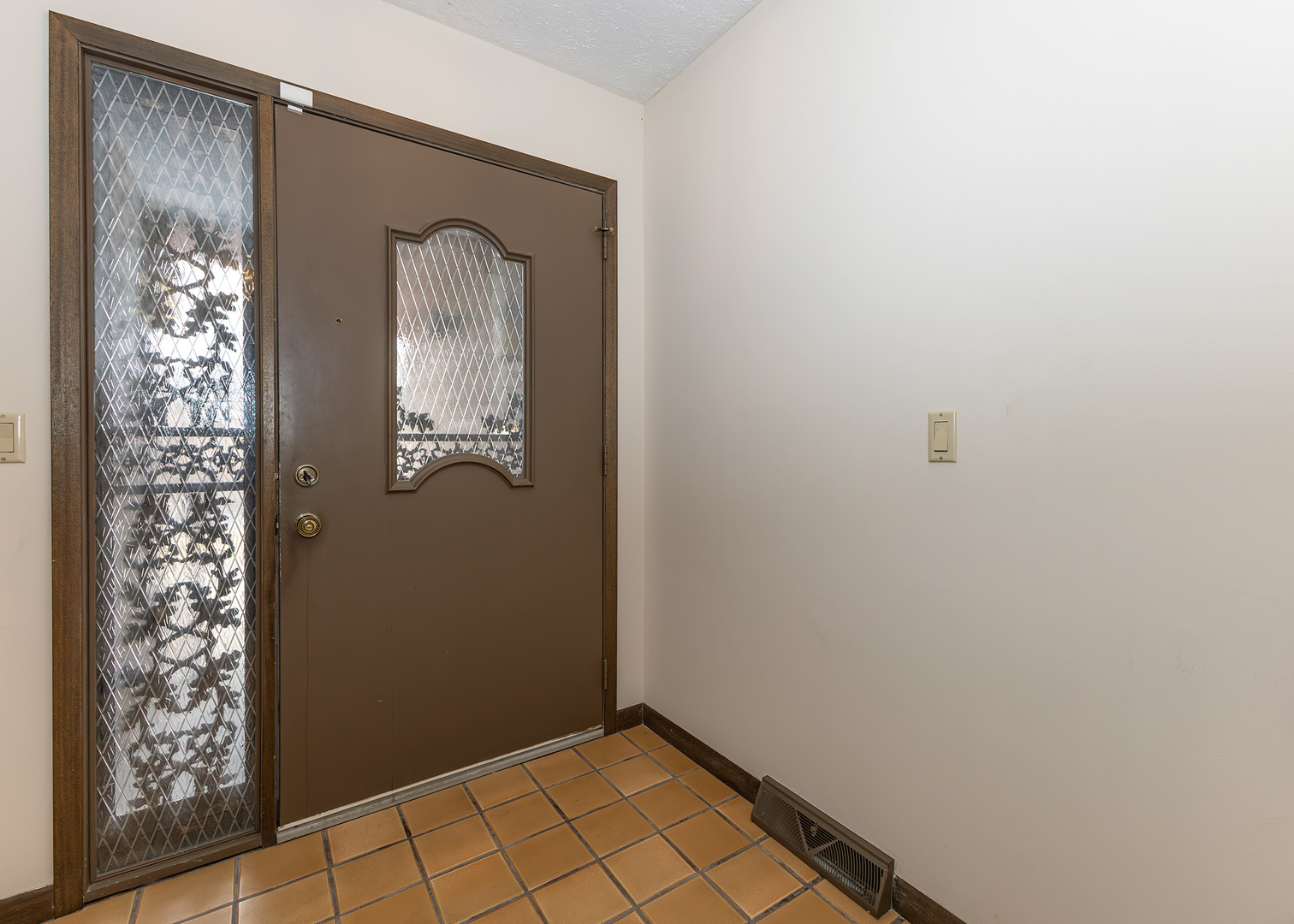 3748 53rd Street Moline, IL 61265 - Photo 3 of 24 a view of a bathroom