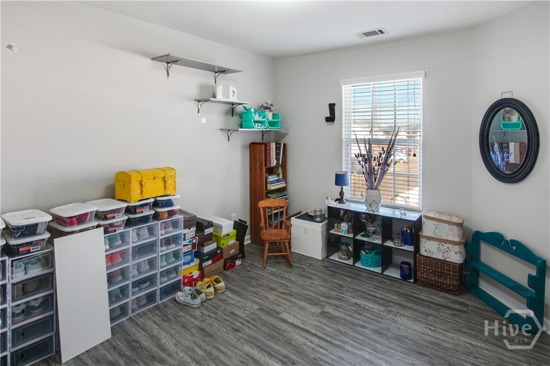 24 Transom Road Port Wentworth, GA 31407 - Photo 16 of 20 Large En-Suite Right View