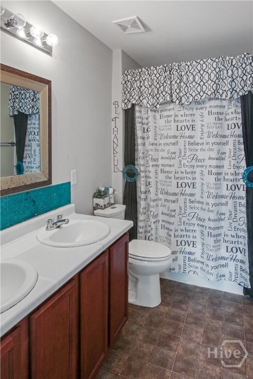 24 Transom Road Port Wentworth, GA 31407 - Photo 17 of 20 En-Suite Dual Vanities