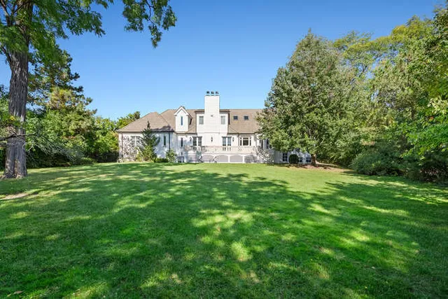 $1,800,000 | 11361 West Plainfield Road, Indian Head Park, IL 60525