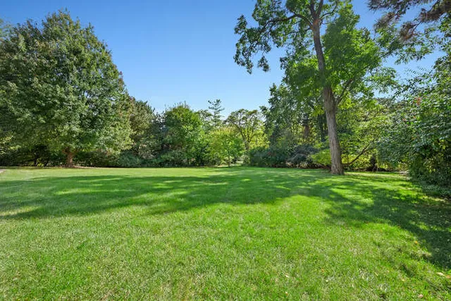$1,800,000 | 11361 West Plainfield Road, Indian Head Park, IL 60525