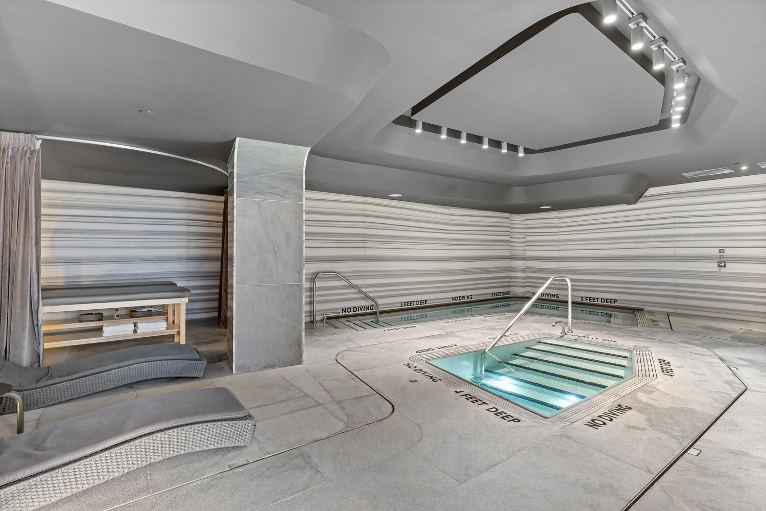 520 West 28th Street, Unit 7 Manhattan, NY 10001 - Photo 13 of 24 a house with stairs and a large window