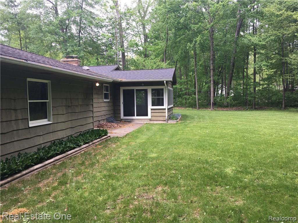7319 South Beyer Road Frankenmuth, MI 48734 - Photo 11 of 84 Back Yard 6.JPG