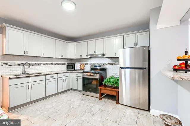 $385,000 | 619 North Point Road, Baltimore, MD 21224