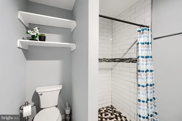 $385,000 | 619 North Point Road, Baltimore, MD 21224