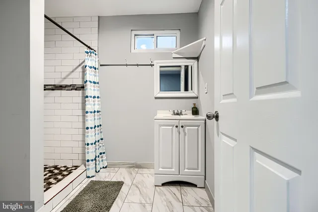 $385,000 | 619 North Point Road, Baltimore, MD 21224