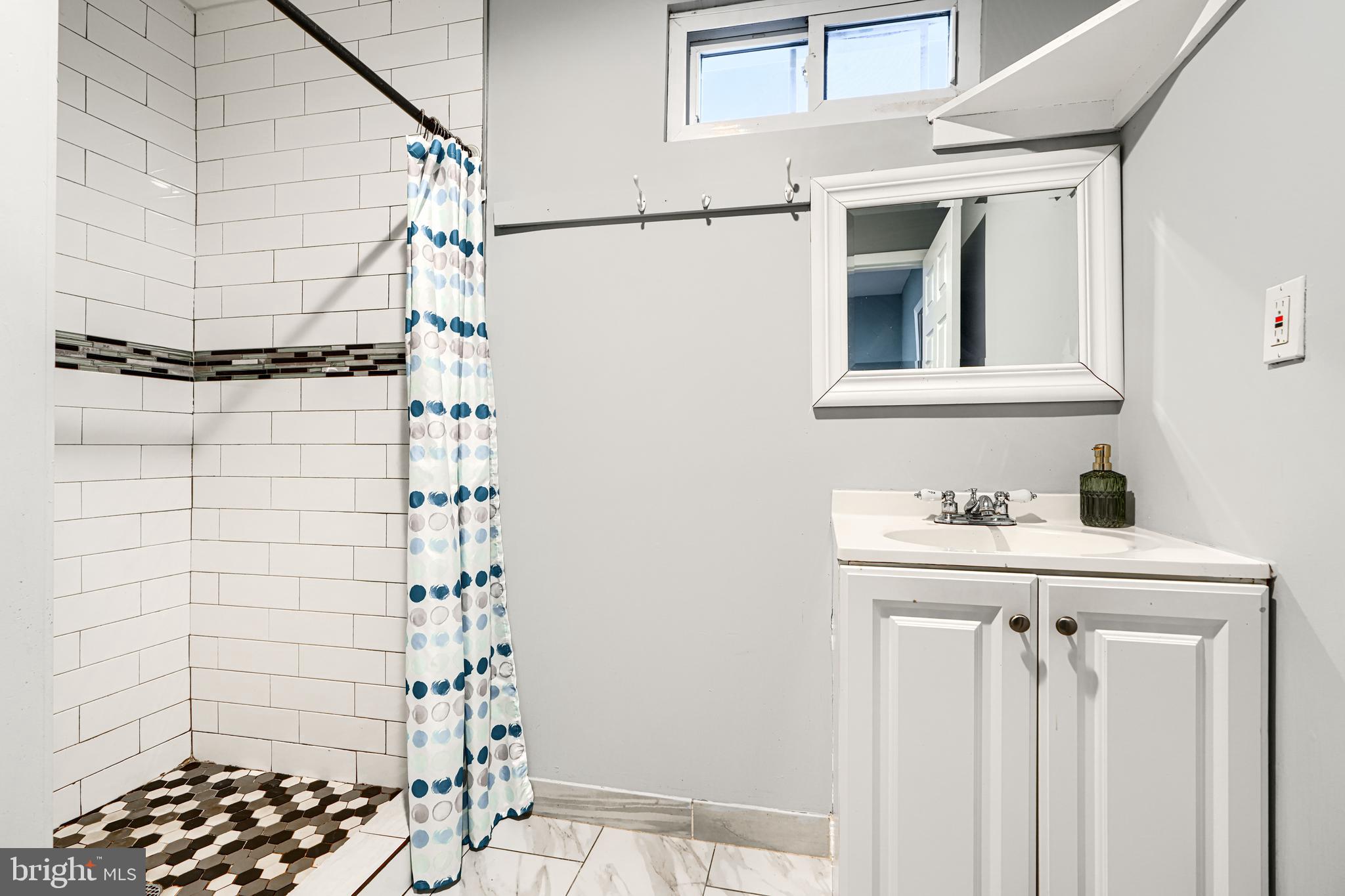 619 North Point Road Baltimore, MD 21224 - Photo 44 of 68