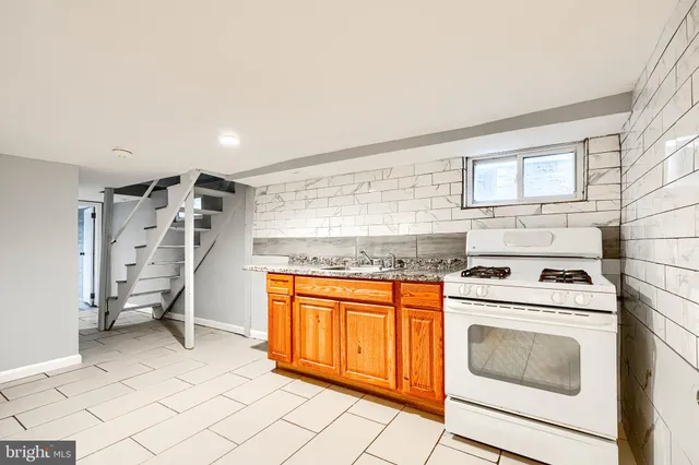 $385,000 | 619 North Point Road, Baltimore, MD 21224