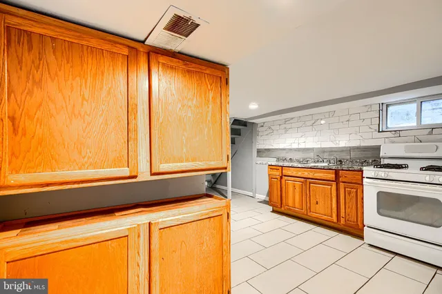 $385,000 | 619 North Point Road, Baltimore, MD 21224