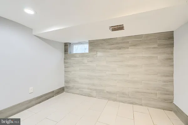 $350,000 | 619 North Point Road, Baltimore, MD 21224