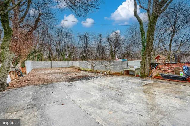 $385,000 | 619 North Point Road, Baltimore, MD 21224