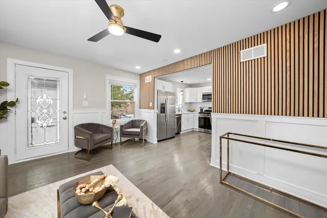 $197,500 | 9656 South Chappel Avenue, Chicago, IL 60617