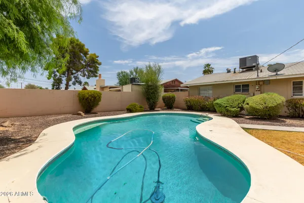 $2,400 | 550 West 19th Street, Tempe, AZ 85281