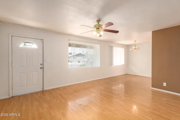 $2,400 | 550 West 19th Street, Tempe, AZ 85281