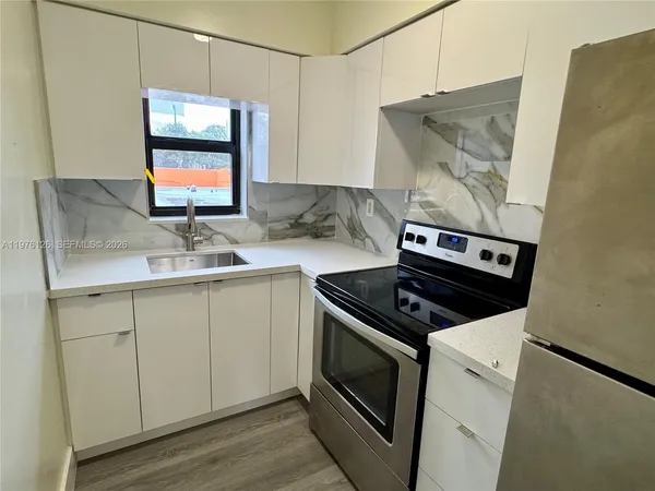 $1,650 | 852 Southwest 1st Street, Unit 5, Miami, FL 33130