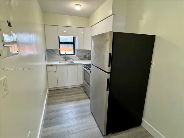 $1,600 | 852 Southwest 1st Street, Unit 5, Miami, FL 33130