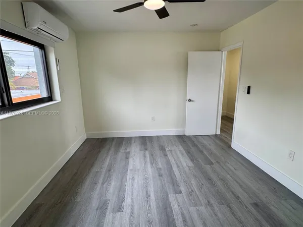 $1,600 | 852 Southwest 1st Street, Unit 5, Miami, FL 33130