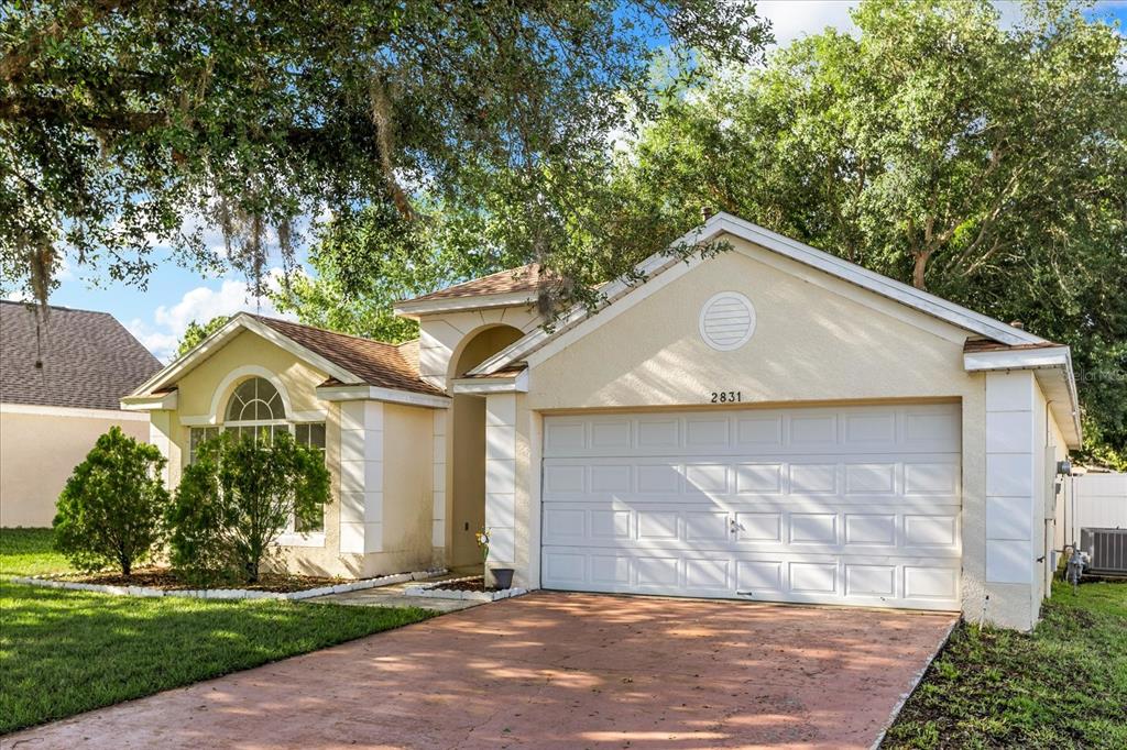 2831 Wilshire Road Clermont, FL 34714 - Photo 2 of 36