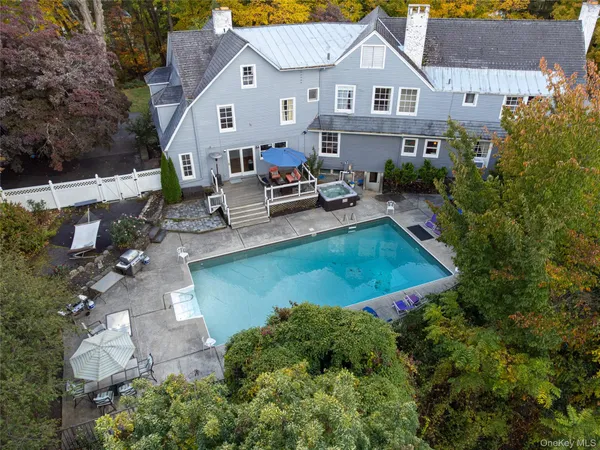 $1,395,000 | 5 Trinity Place, Cornwall, NY 12518