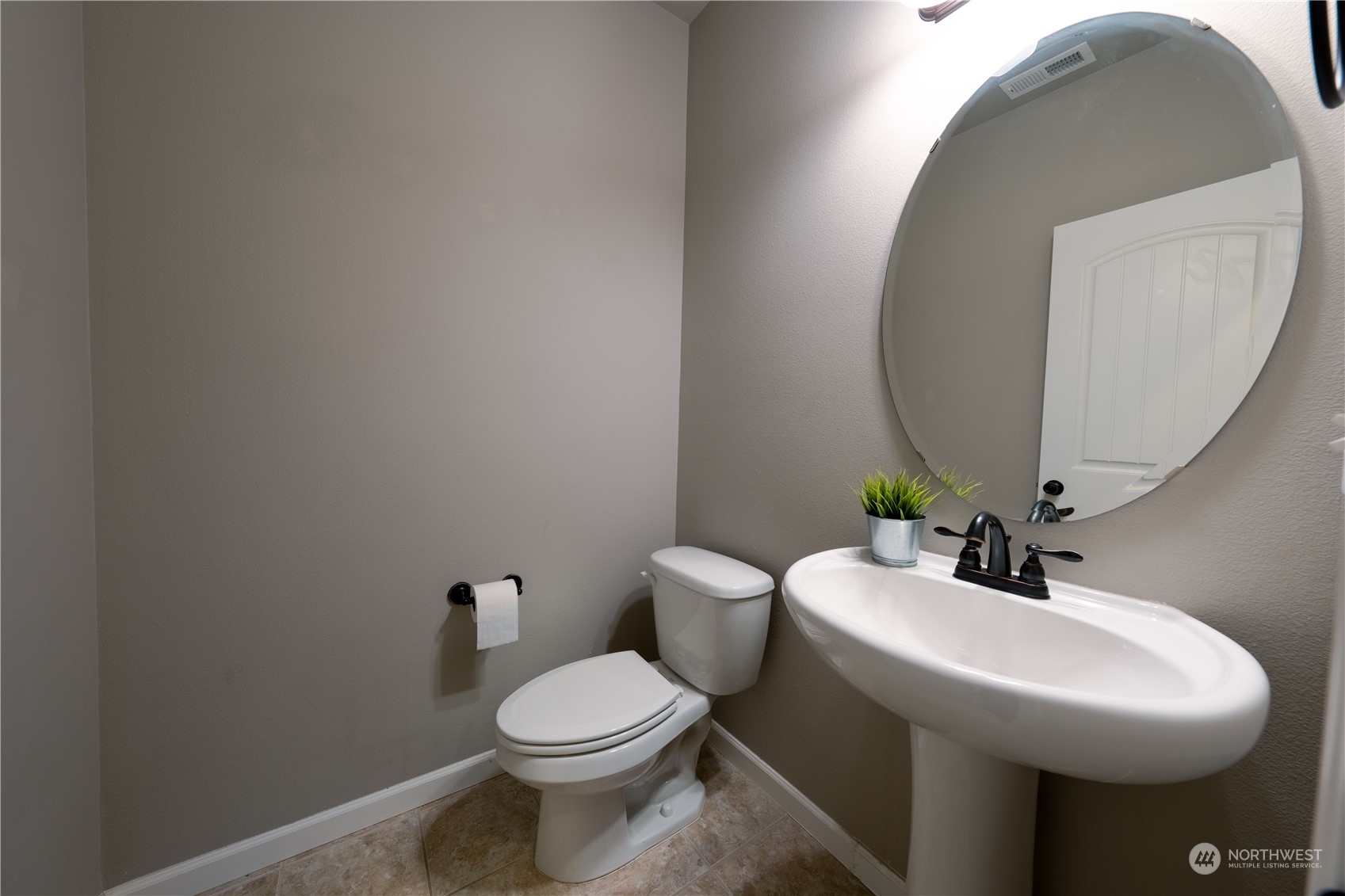 21028 40th Avenue Southeast Bothell, WA 98021 - Photo 11 of 25 Gallery Image 11