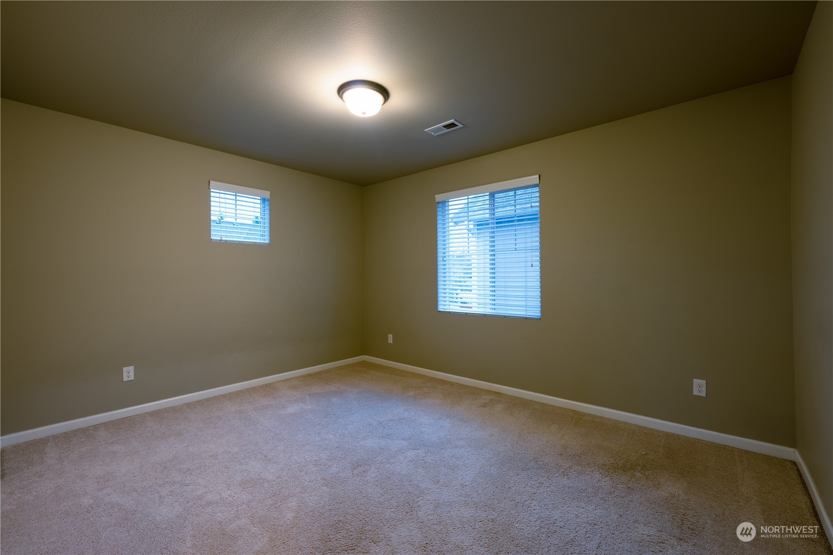 21028 40th Avenue Southeast Bothell, WA 98021 - Photo 22 of 25 Gallery Image 22