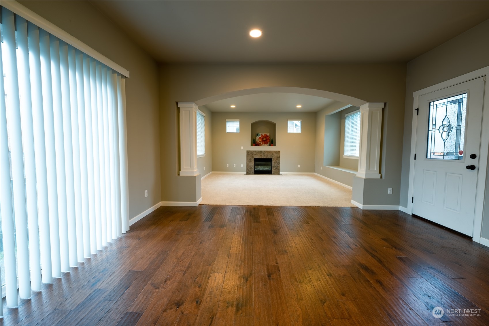 21028 40th Avenue Southeast Bothell, WA 98021 - Photo 4 of 25 Gallery Image 4