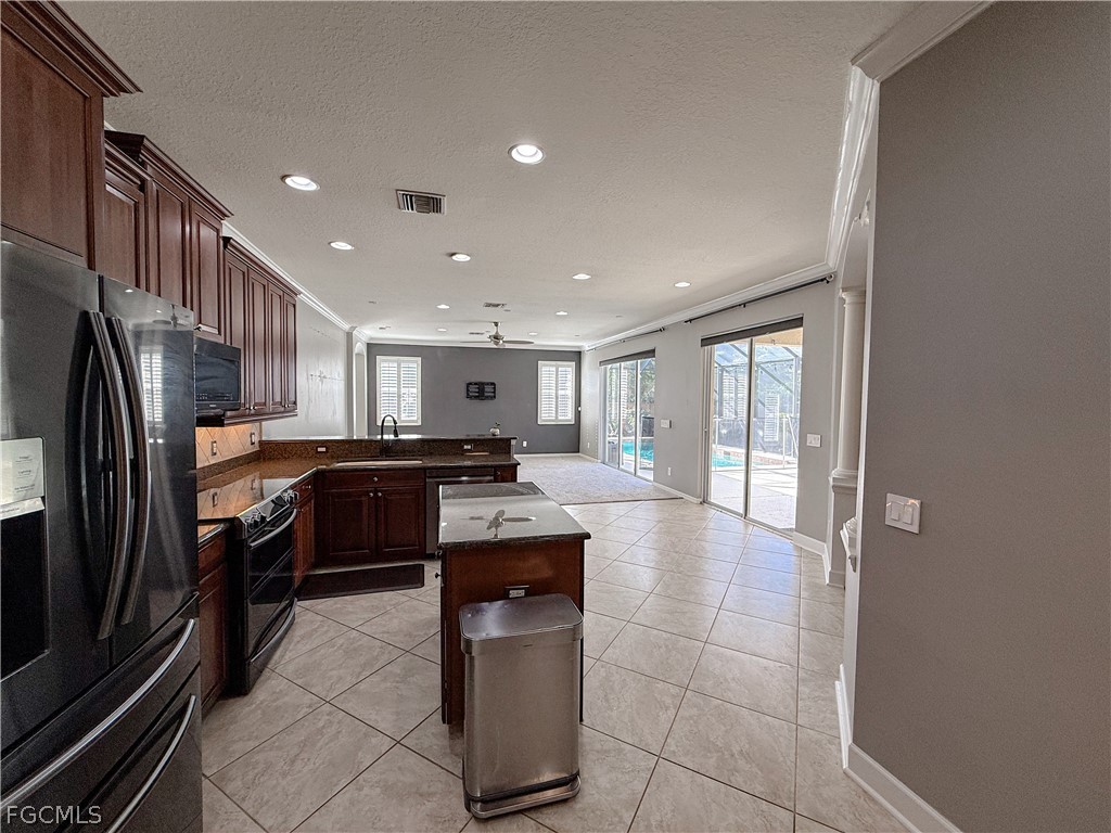 2822 Via Piazza Loop Fort Myers, FL 33905 - Photo 22 of 40