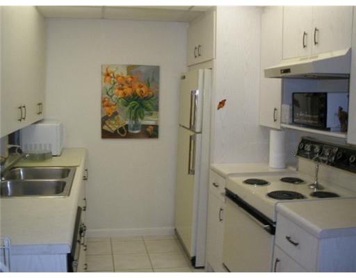 1061 Ainslie Drive, Unit 1061 Boca Raton, FL 33434 - Photo 1 of 9 Primary Photo