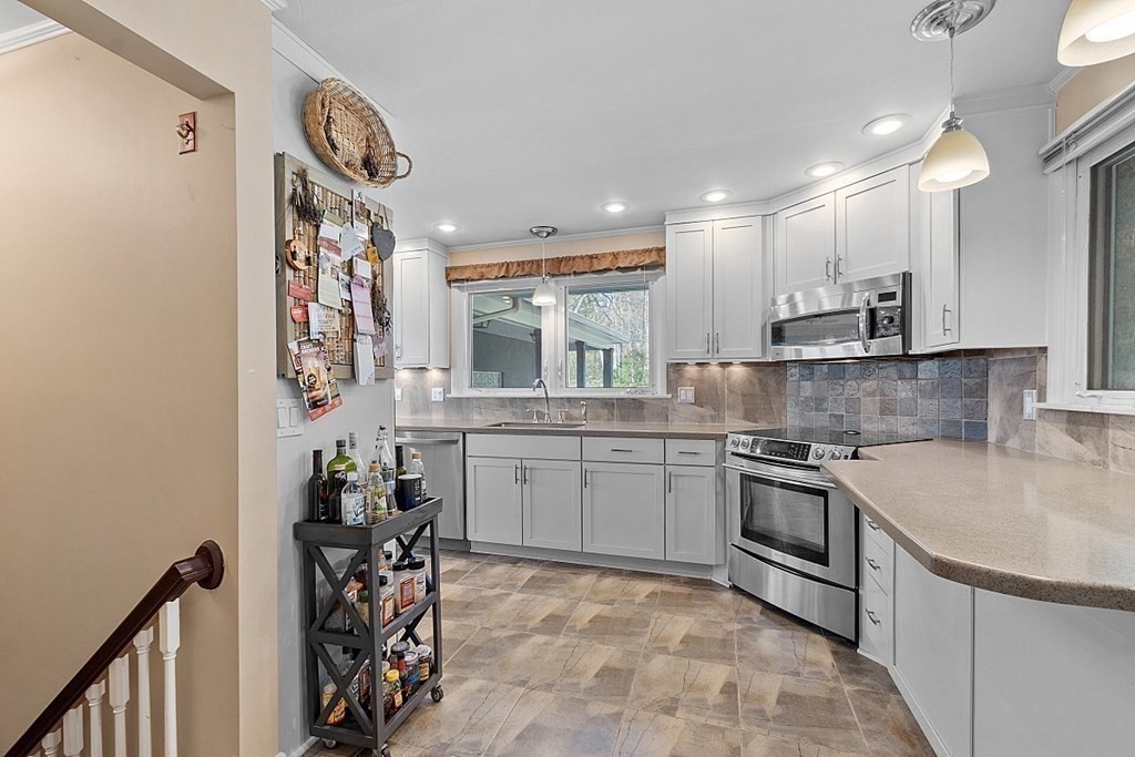 49 Arnold Road Pelham, MA 01002 - Photo 21 of 42