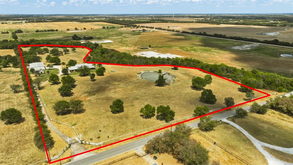 11918 Riek Road Krum, TX 76249 - Photo 6 of 39 Gallery Image 6