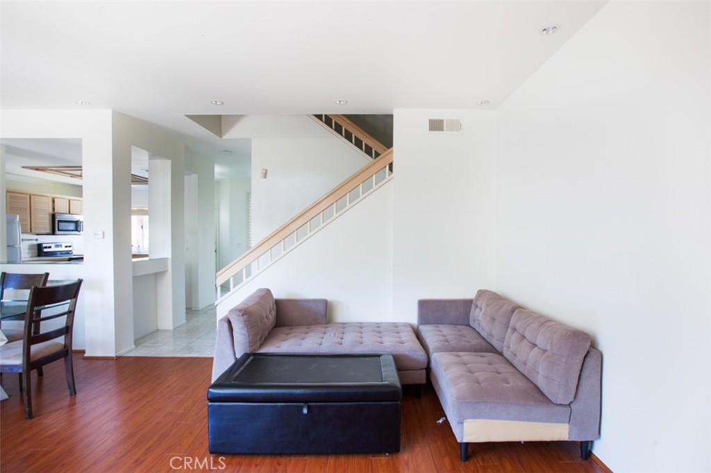 72 Vassar Aisle Irvine, CA 92612 - Photo 17 of 36