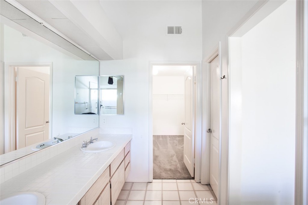 72 Vassar Aisle Irvine, CA 92612 - Photo 27 of 36