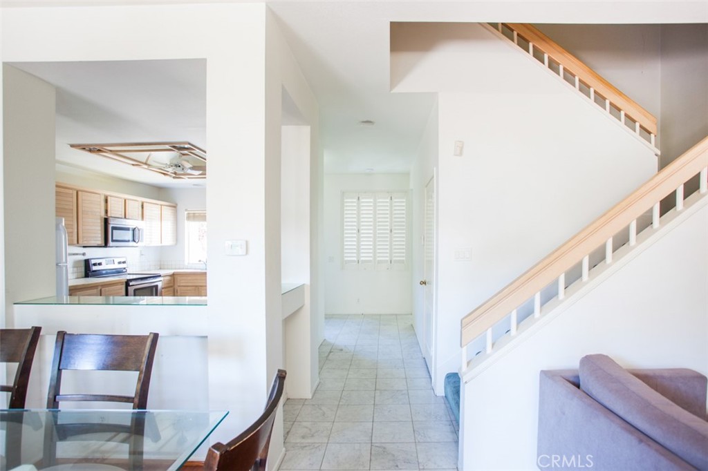 72 Vassar Aisle Irvine, CA 92612 - Photo 6 of 36