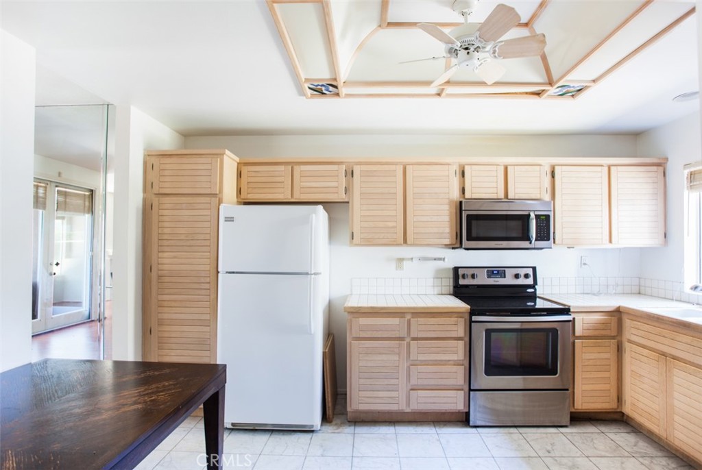 72 Vassar Aisle Irvine, CA 92612 - Photo 8 of 36